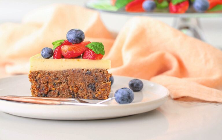 RECIPE: White Chocolate Christmas Cake