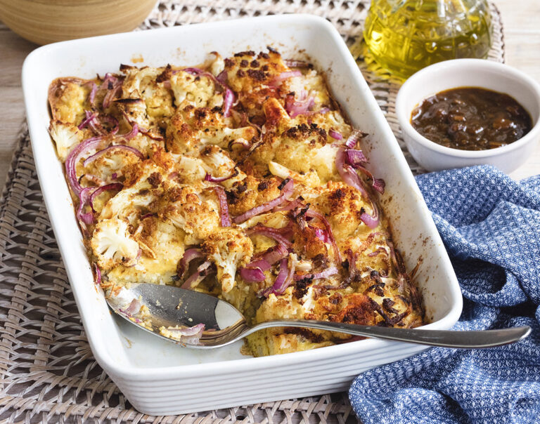 Easy Cauliflower and Red Onion Bake